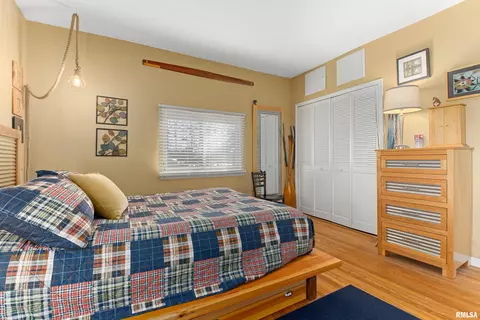 810 N Main St, Eureka, IL 61530 photo 28