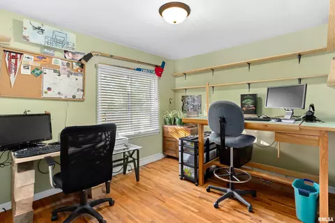 810 N Main St, Eureka, IL 61530 photo 23