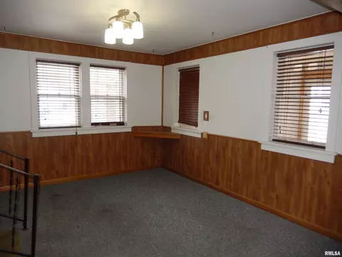 1208 E Carroll St, Macomb, IL 61455 photo 13
