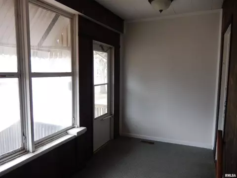1208 E Carroll St, Macomb, IL 61455 photo 6