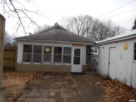 1208 E Carroll St, Macomb, IL 61455 photo 22