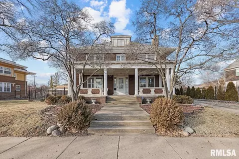 1017 W Moss Ave, Peoria, IL 61606