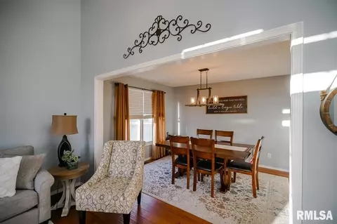 1402 Tralee Ln, Bloomington, IL 61704 photo 5