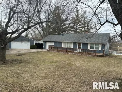 16250 E Cherokee Rd, Cuba, IL 61427 photo 2
