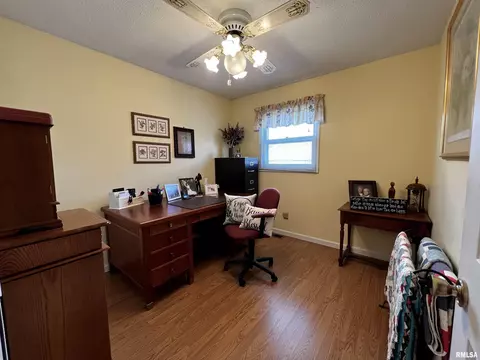 1154 Stacy Ln, Macomb, IL 61455 photo 15