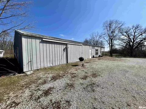 417 W Kauffman St, Congerville, IL 61729 photo 4