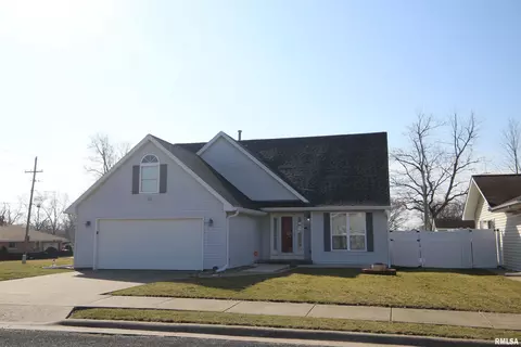 1720 W Marlene Ct, Peoria, IL 61614