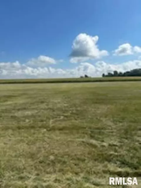 309 Thomas Ct, Eureka, IL 61530