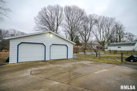 707 S Main St, Eureka, IL 61530 photo 34