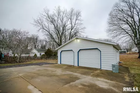 707 S Main St, Eureka, IL 61530 photo 33