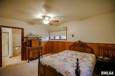 707 S Main St, Eureka, IL 61530 photo 16