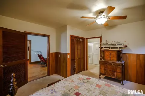 707 S Main St, Eureka, IL 61530 photo 17