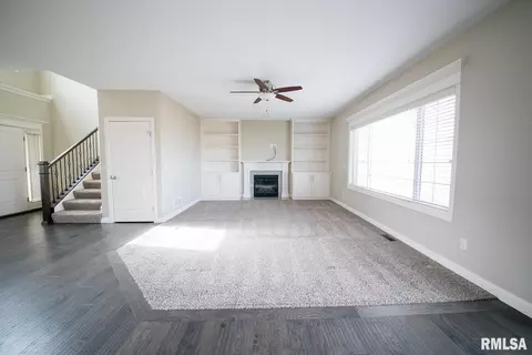 2919 W School St, Dunlap, IL 61525 photo 9