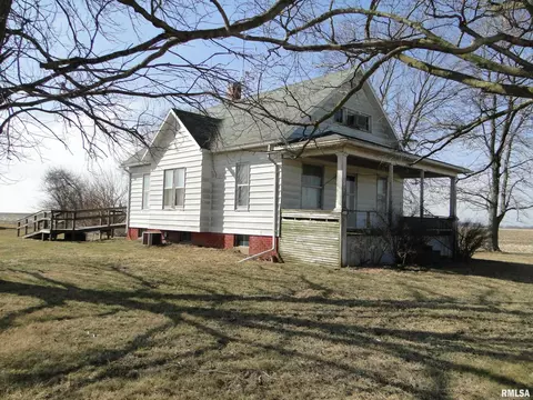 17765 N 1100th Rd, Macomb, IL 61455
