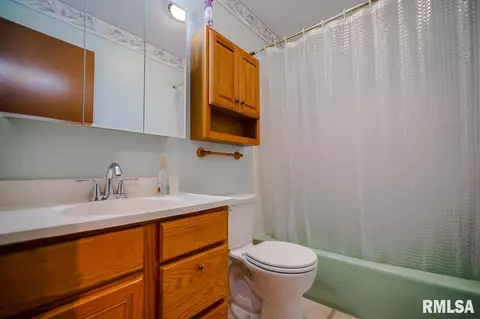 1067 E Monroe St, Morton, IL 61550 photo 32
