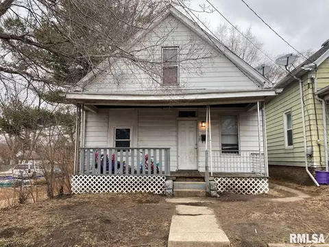 2817 W Starr St, Peoria, IL 61605