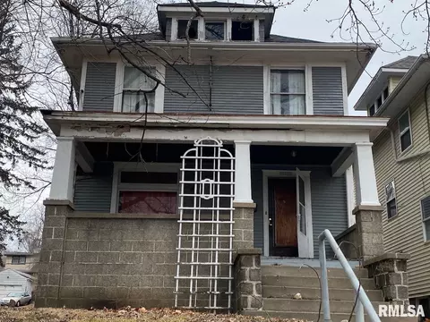 3423 NE Adams St, Peoria, IL 61603