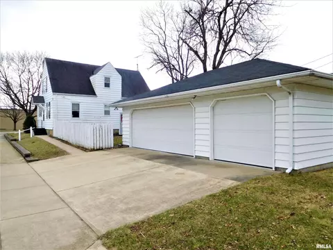 321 E Jackson St, Morton, IL 61550 photo 2