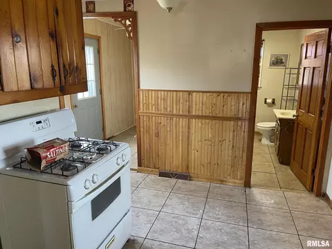 5498 S County Rd, Alpha, IL 61413 photo 13