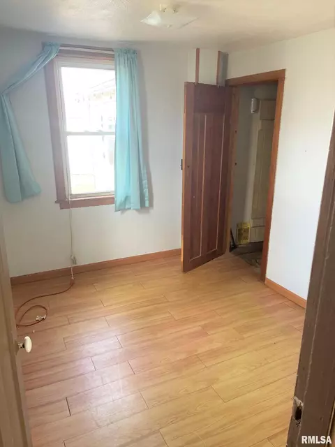 5498 S County Rd, Alpha, IL 61413 photo 6