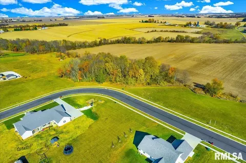 00 E Hickory Run St, Elmwood, IL 61529