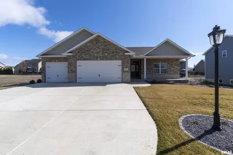 104 Samuel Ct, Washington, IL 61571