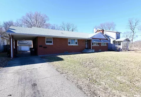 1415 N Machin Ave, Peoria, IL 61606