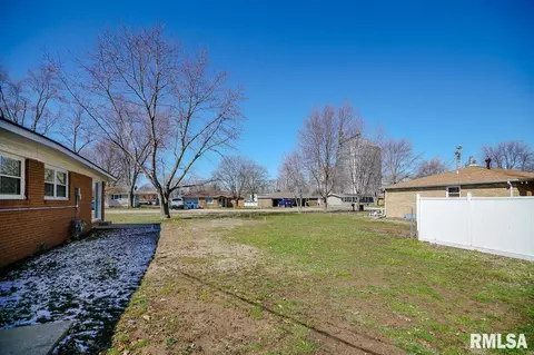 105 E Glendale St, Manito, IL 61546 photo 39