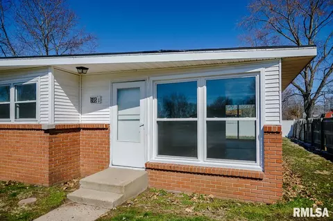 105 E Glendale St, Manito, IL 61546 photo 5