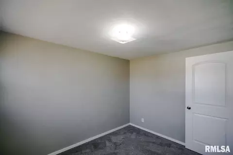 105 E Glendale St, Manito, IL 61546 photo 36