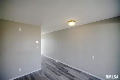 105 E Glendale St, Manito, IL 61546 photo 28