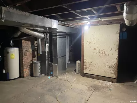 606 N Main St, Eureka, IL 61530 photo 53