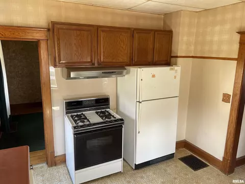606 N Main St, Eureka, IL 61530 photo 18
