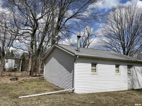 606 N Main St, Eureka, IL 61530 photo 14