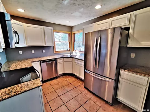 515 E Fast Ave, Mackinaw, IL 61755 photo 23