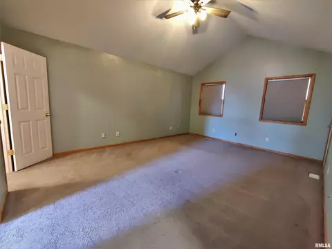 515 E Fast Ave, Mackinaw, IL 61755 photo 27