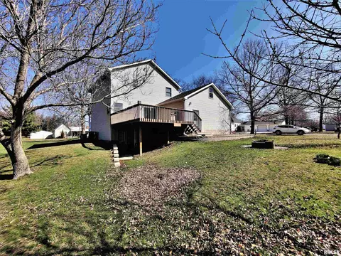 515 E Fast Ave, Mackinaw, IL 61755 photo 5
