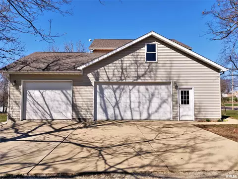 515 E Fast Ave, Mackinaw, IL 61755 photo 11