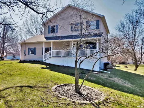 515 E Fast Ave, Mackinaw, IL 61755 photo 3