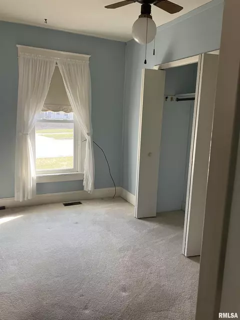 335 S Mechanic St, Macomb, IL 61455 photo 23