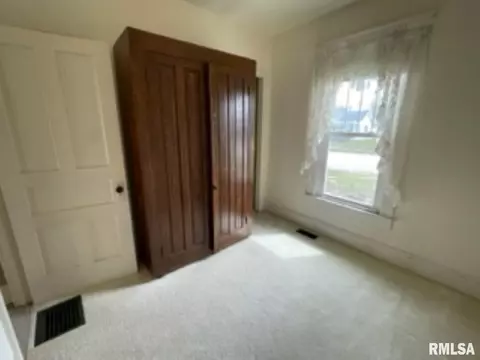 335 S Mechanic St, Macomb, IL 61455 photo 18