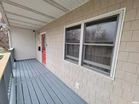 212 N Shaft St, Eureka, IL 61530 photo 4