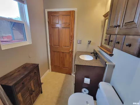 212 N Shaft St, Eureka, IL 61530 photo 25
