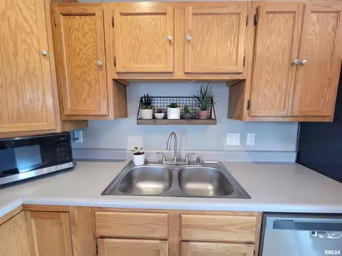 212 N Shaft St, Eureka, IL 61530 photo 7