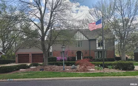 214 W Wolf Rd, Peoria, IL 61614