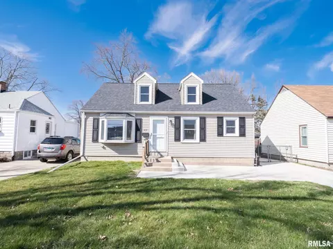 409 E Jackson St, Morton, IL 61550