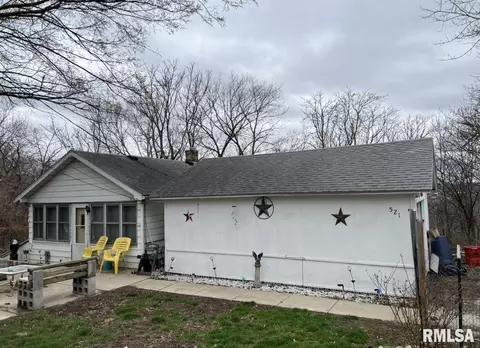 521 Hillcrest Ter, Creve Coeur, IL 61610