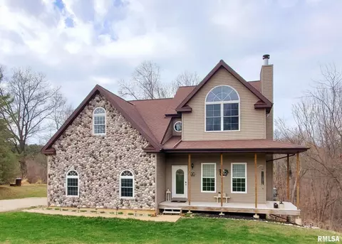 150 Knollcrest Cir, Dahinda, IL 61428