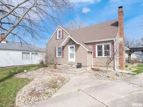 404 S Carol Ave, Morton, IL 61550
