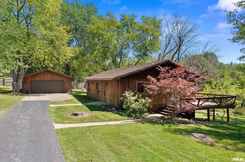 23749 N Pawnee Ct, Cuba, IL 61427